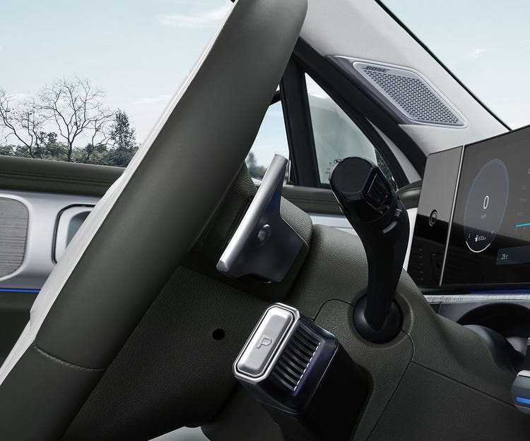 Standard paddle shifters with regen braking (hybrid model only)