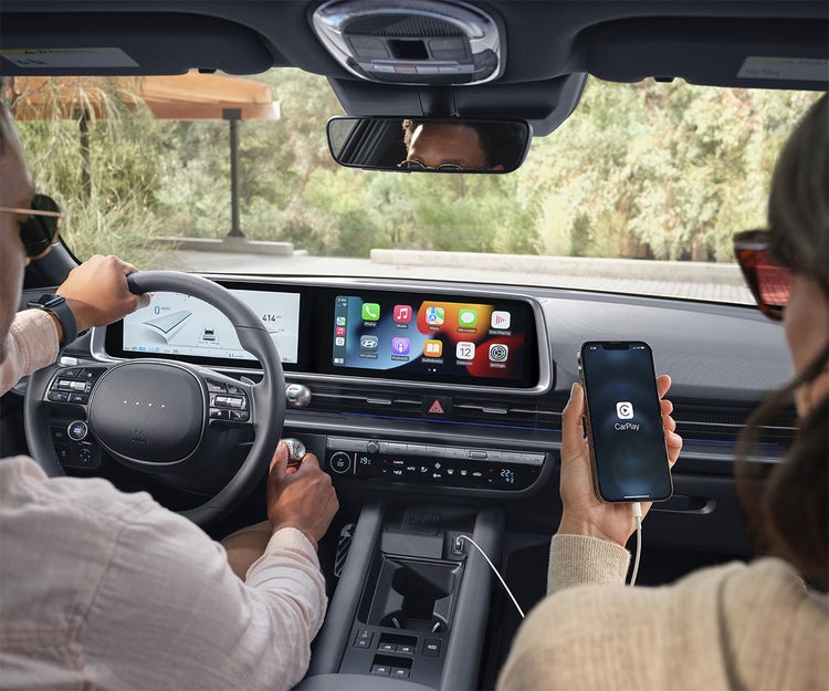 Apple CarPlay&lt;sup>TM&lt;/sup>&amp;nbsp;and Android Auto&lt;sup>TM&amp;nbsp;&lt;/sup>