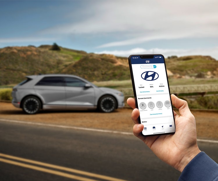 Bluelink&amp;reg; connected vehicle system