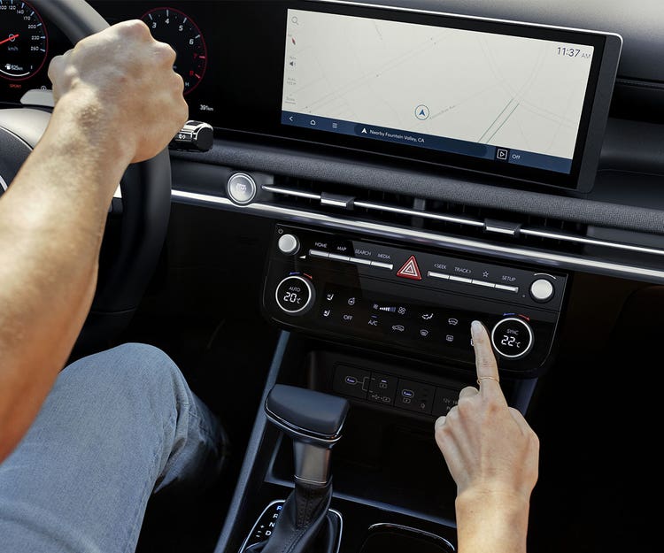 Écran d’infodivertissement ccNC avec navigation de 12,3 pouces livrable