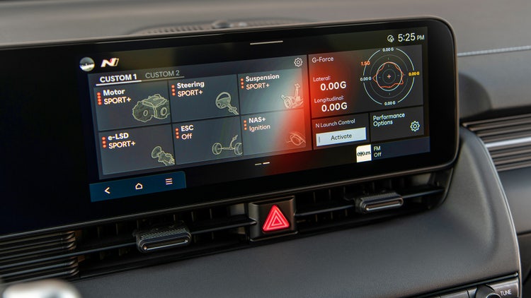 Écran tactile de 12,3 po avec infodivertissement, navigation et mode N