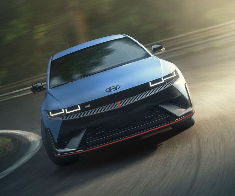 Changement de vitesse électronique N, optimiseur de dérapage contrôlé N et sonorité active + N