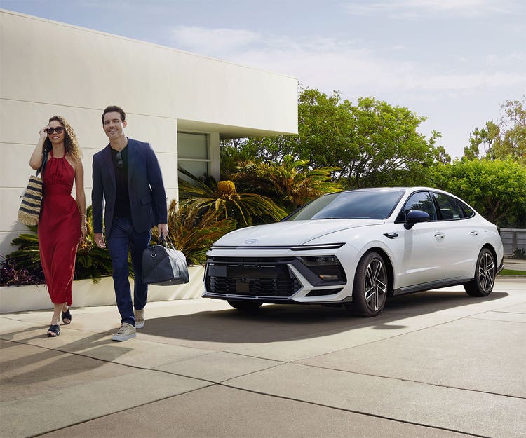 Cl&amp;eacute; &amp;agrave; capteur de proximit&amp;eacute; avec d&amp;eacute;marrage &amp;agrave; bouton-poussoir et d&amp;eacute;marrage &amp;agrave; distance