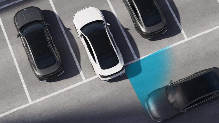 Assistance &amp;agrave; l&amp;rsquo;&amp;eacute;vitement de collision transversale arri&amp;egrave;re&amp;nbsp;